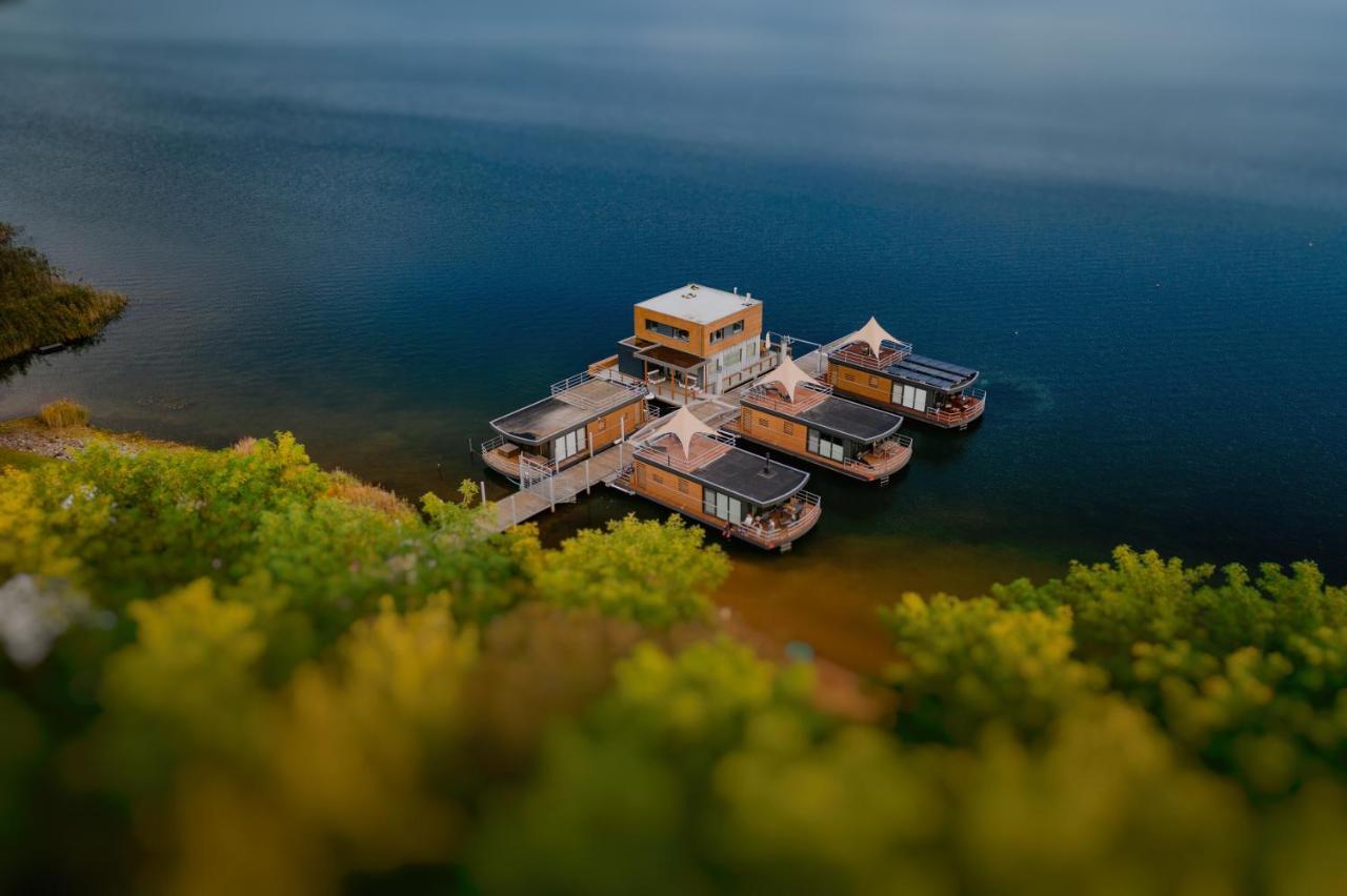 Schwimmende Ferienhaeuser Auf Dem See - Spreewald Vetschau Luaran gambar
